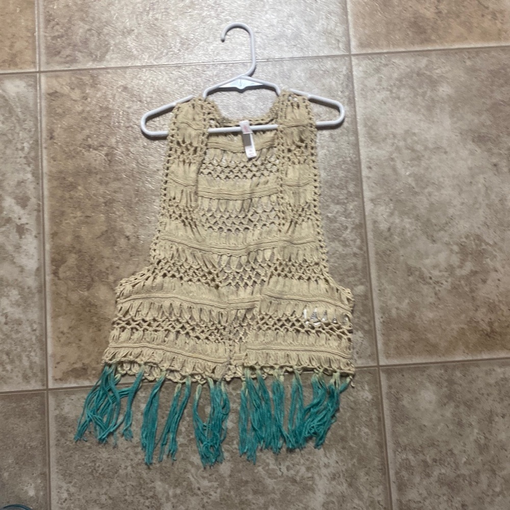 Girls vest